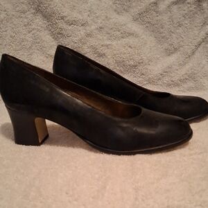 Elegant Black Women's Heels